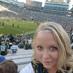 Meet your Posher, Krystal