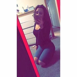 Meet your Posher, Marissa