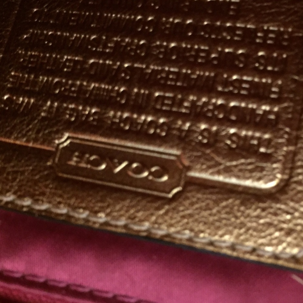 Authentic Coach leather handbag - Picture 3 of 4