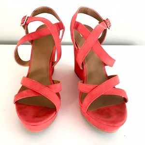 🚫SOLD LOCALLY🚫Coral platforms