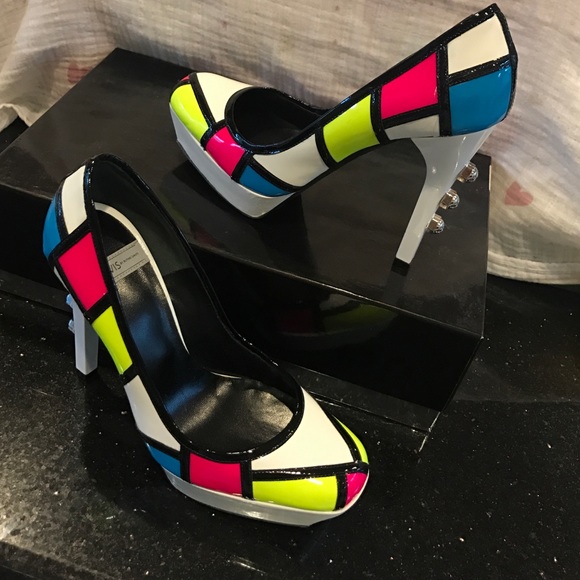 DAVIS by Ruthie Davis, brand new pumps - Picture 1 of 4