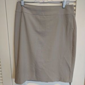 Grey pencil skirt