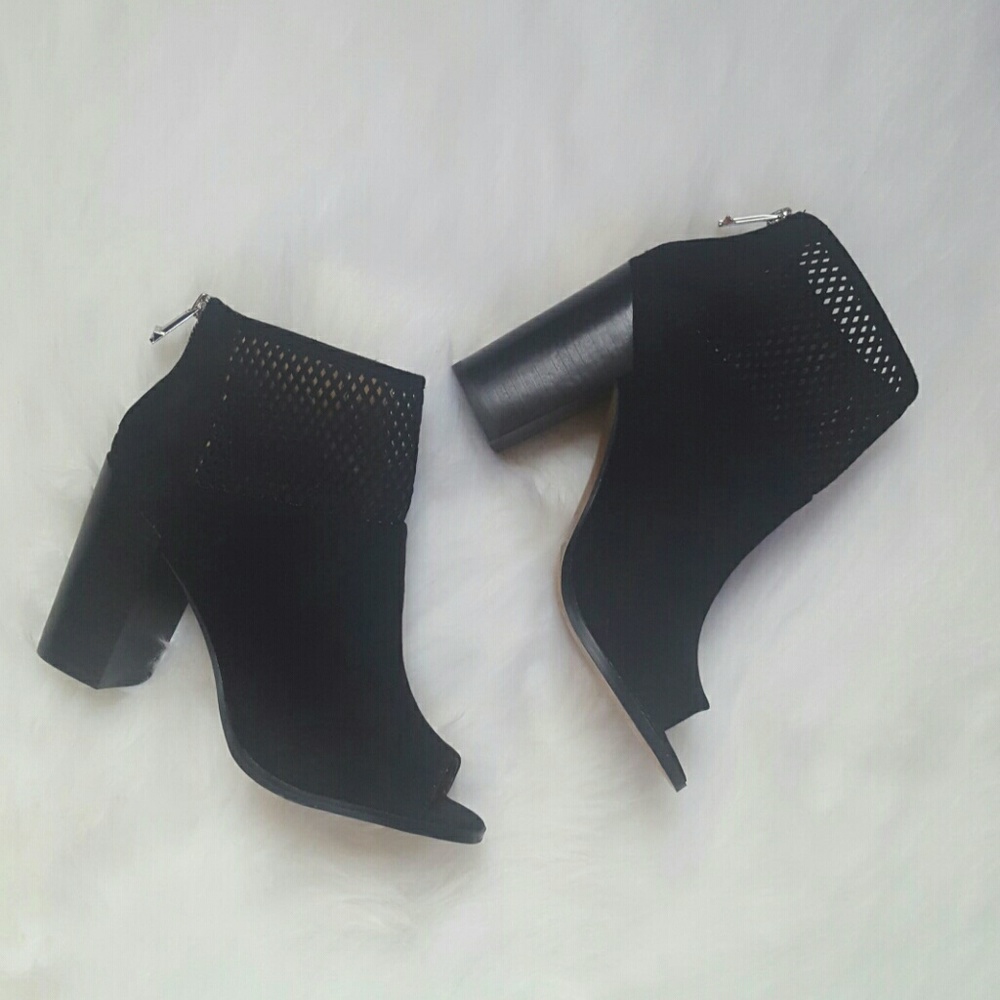 FINAL 🎉BRAND NEW Peep Toe Booties