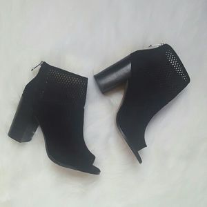 FINAL 🎉BRAND NEW Peep Toe Booties