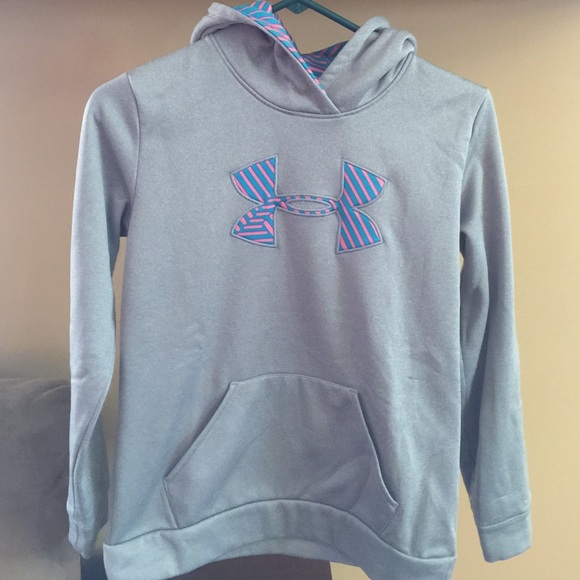 Under Armour Other - Youth Under Armour Hoodie