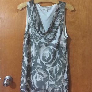 Lined blouse- gray flower pattern