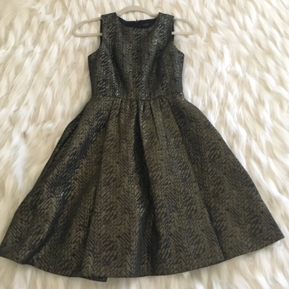 Dress - Picture 1 of 3