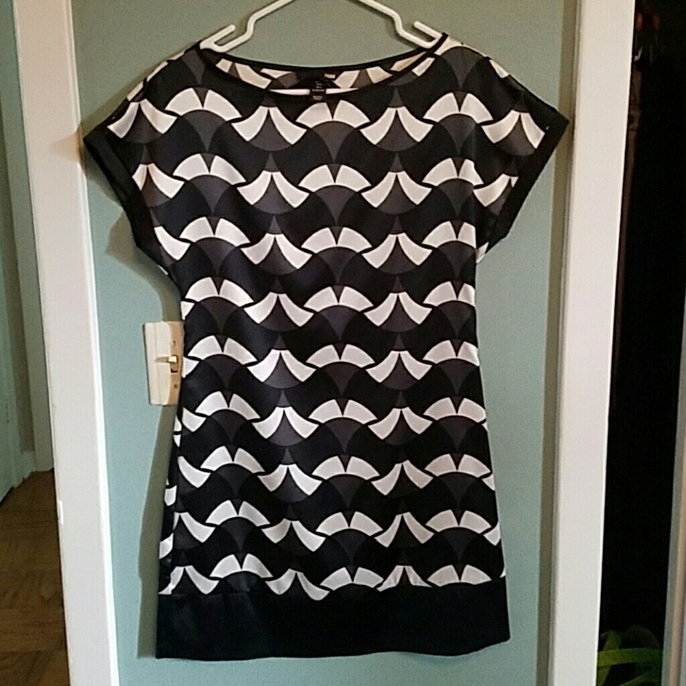 Adorable pattern dress h&m