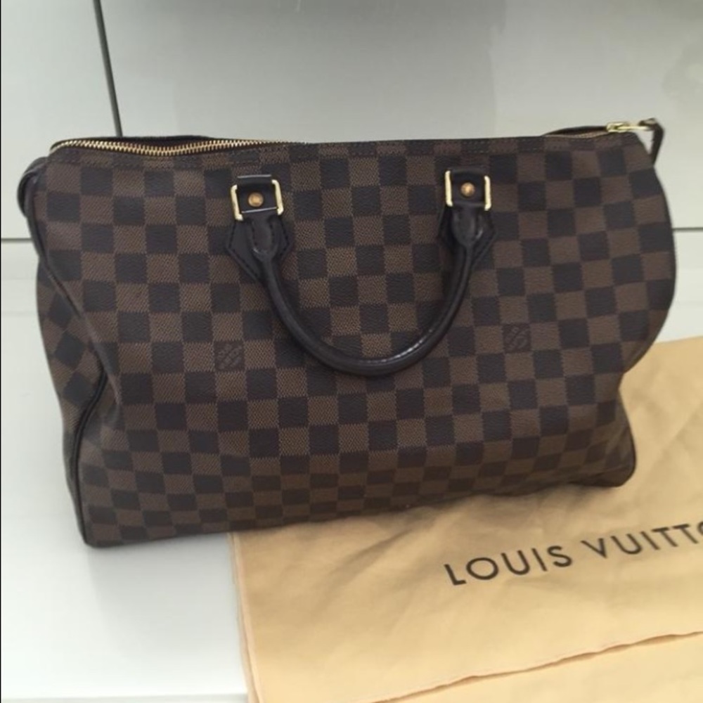 Louis Vuitton Speedy 35