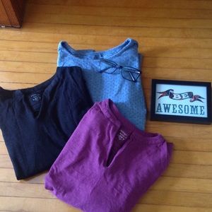 Bundle of 3 Medium Long Sleeve Tops