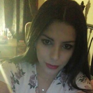 Meet your Posher, Iris