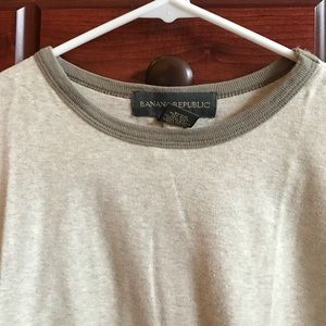 Banana Republic tshirt