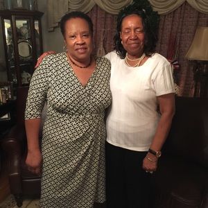 Meet your Posher, Gloria