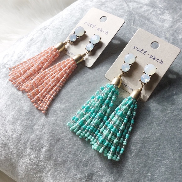 Beaded Tassel Earrings Choose color - Picture 2 of 2