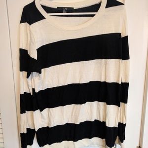 Black and white casual Sweater