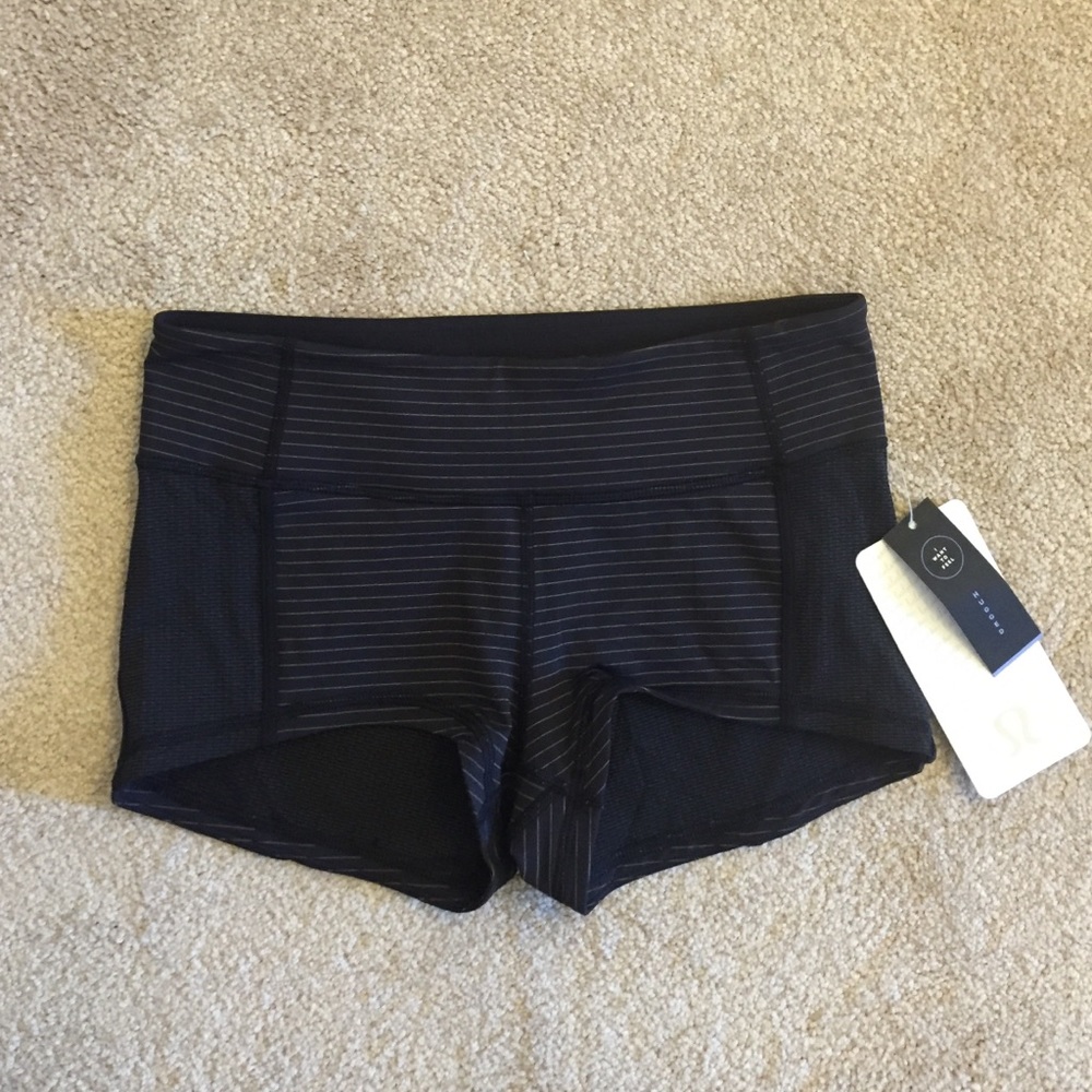 Lululemon conduit short