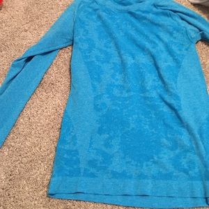 Long sleeve shirt