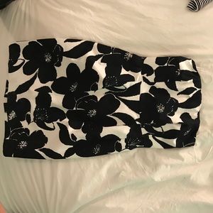 Strapless, floral express dress