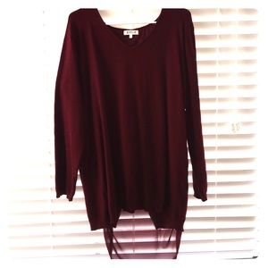 Brand new comfy and fashionable sweater!