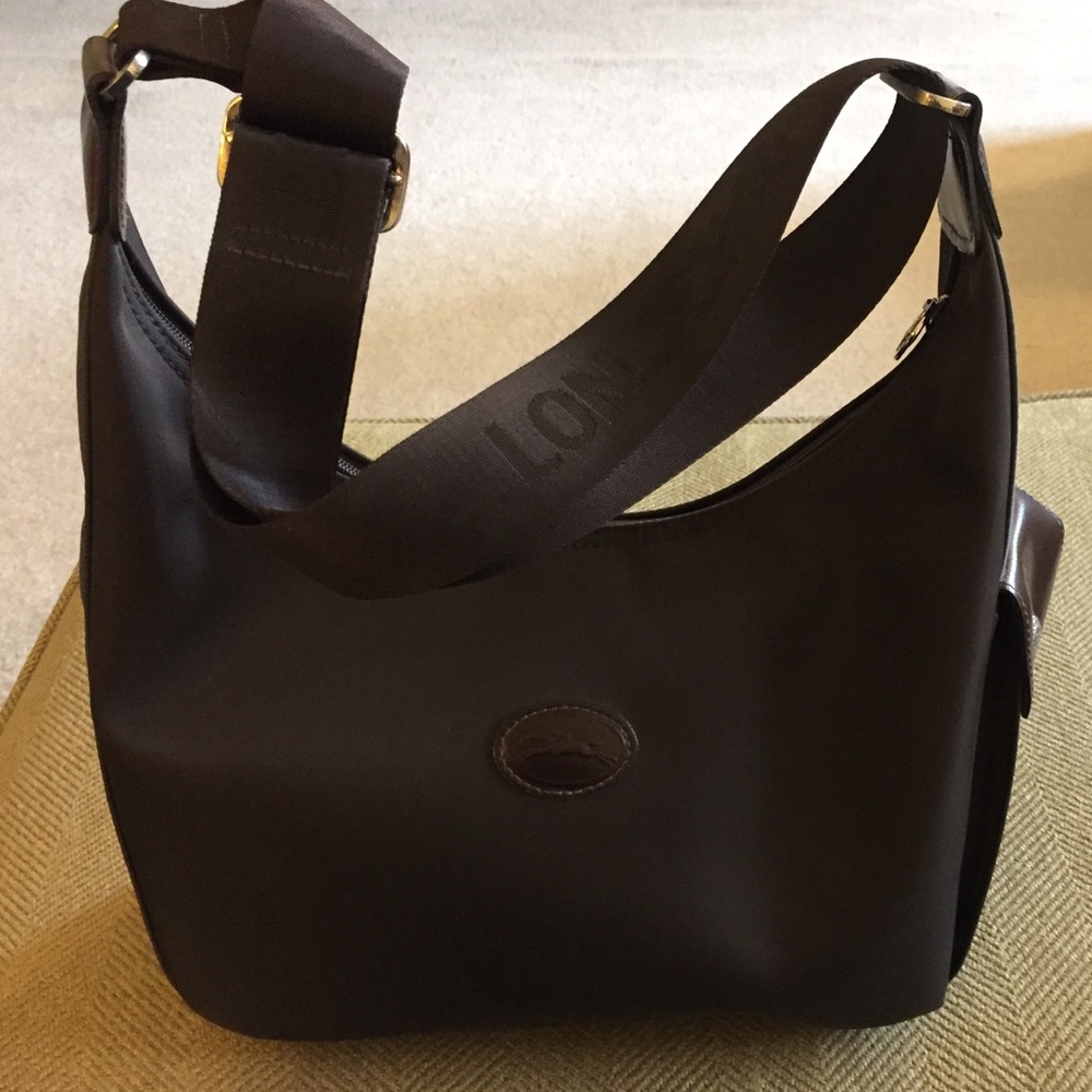Longchamp purse