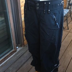 skea cargo ski pants