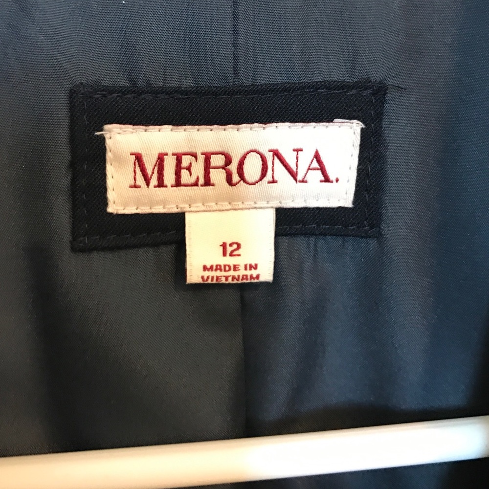 Navy blazer - Picture 3 of 4
