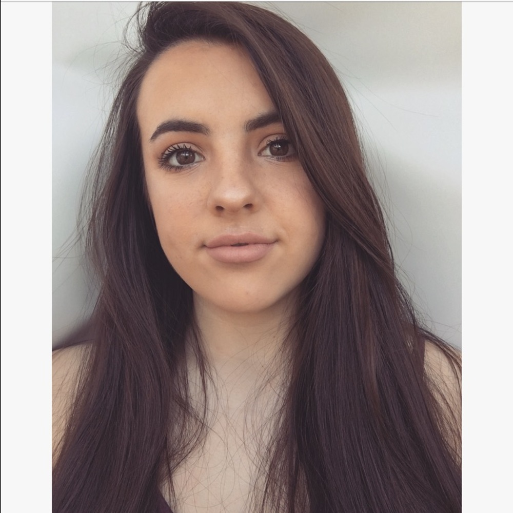 Meet your Posher, Amber