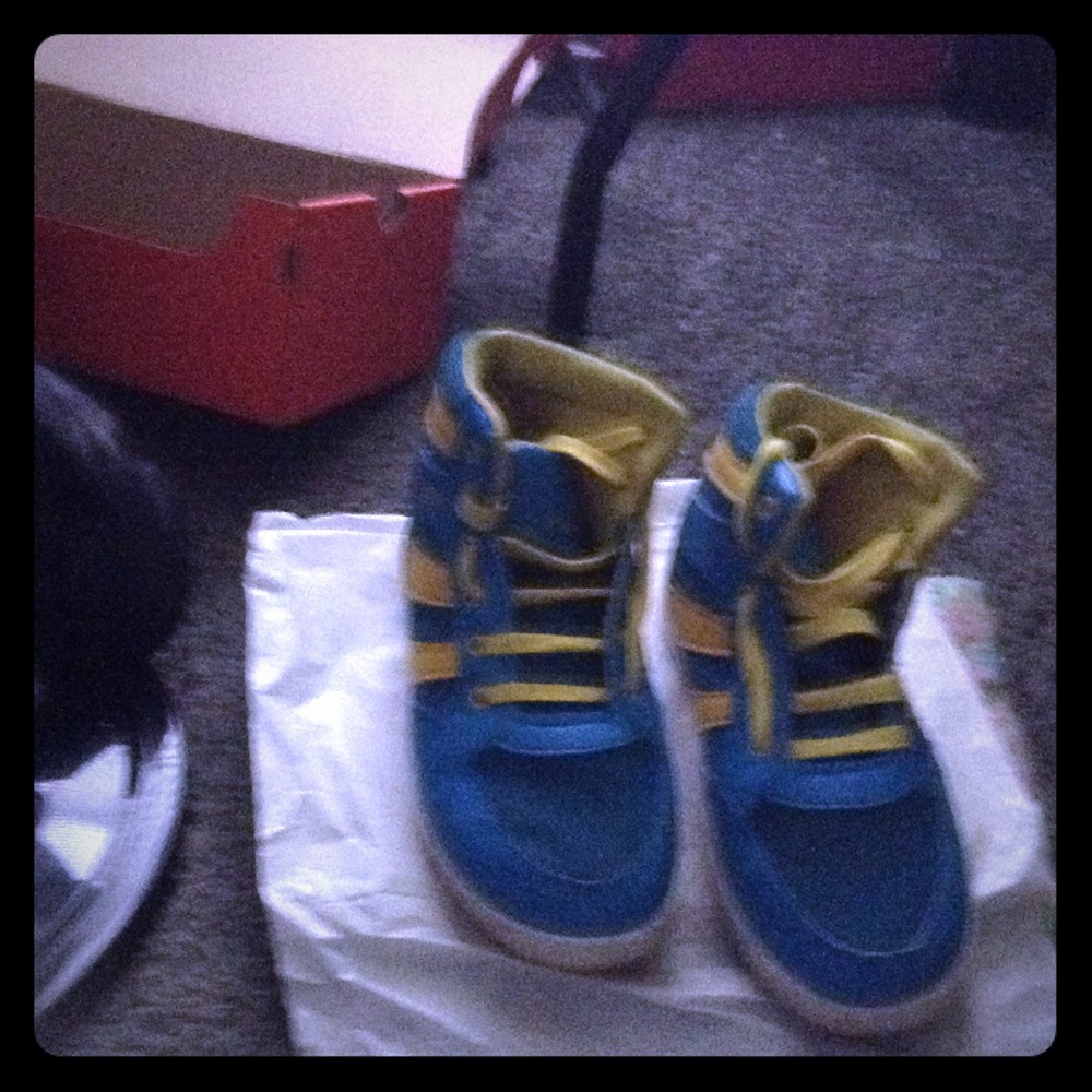 Shoes, outfits