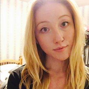 Meet your Posher, Jade