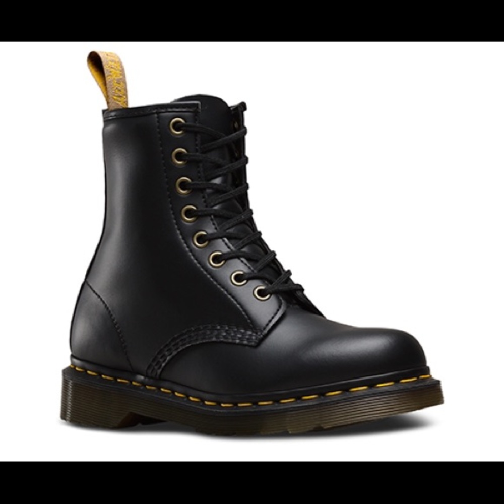 NWT Dr. Martens Vegan 1460 Boots