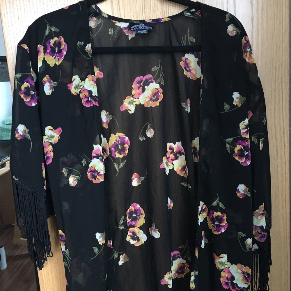 Black Floral Kimono