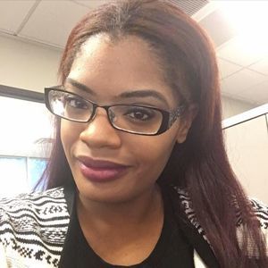 Meet your Posher, Ebonique