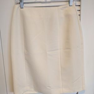 White pencil skirt