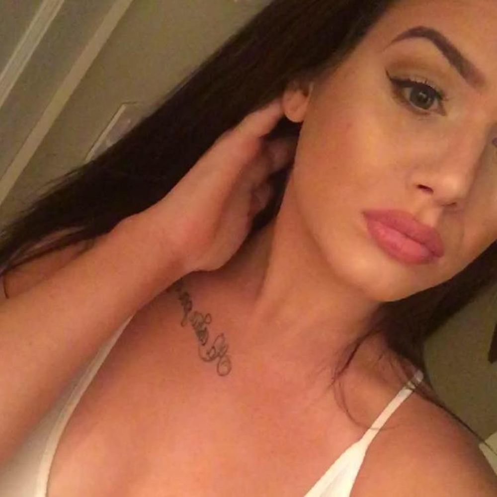 Meet your Posher, Alexandra
