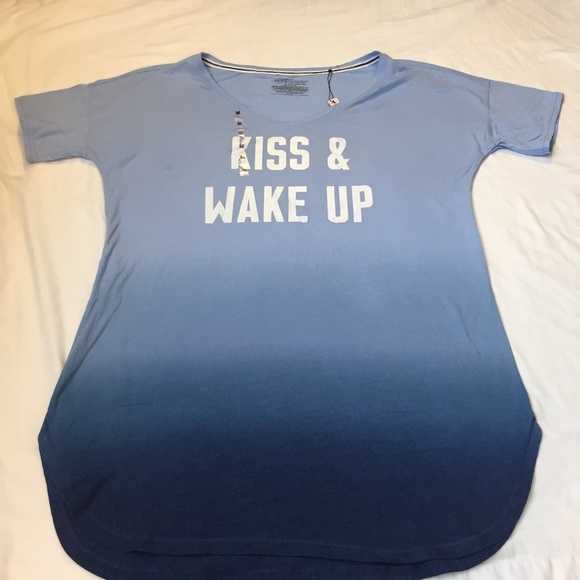 VS Kiss and Wake Up Blue Ombré Sleep Tee! - Picture 2 of 4