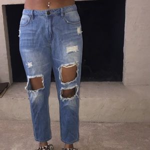 🎉Final drop price🎉 DISTRESSED BOYFRIEND JEANS