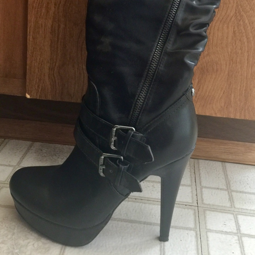 G by Guess zip up heeled boots