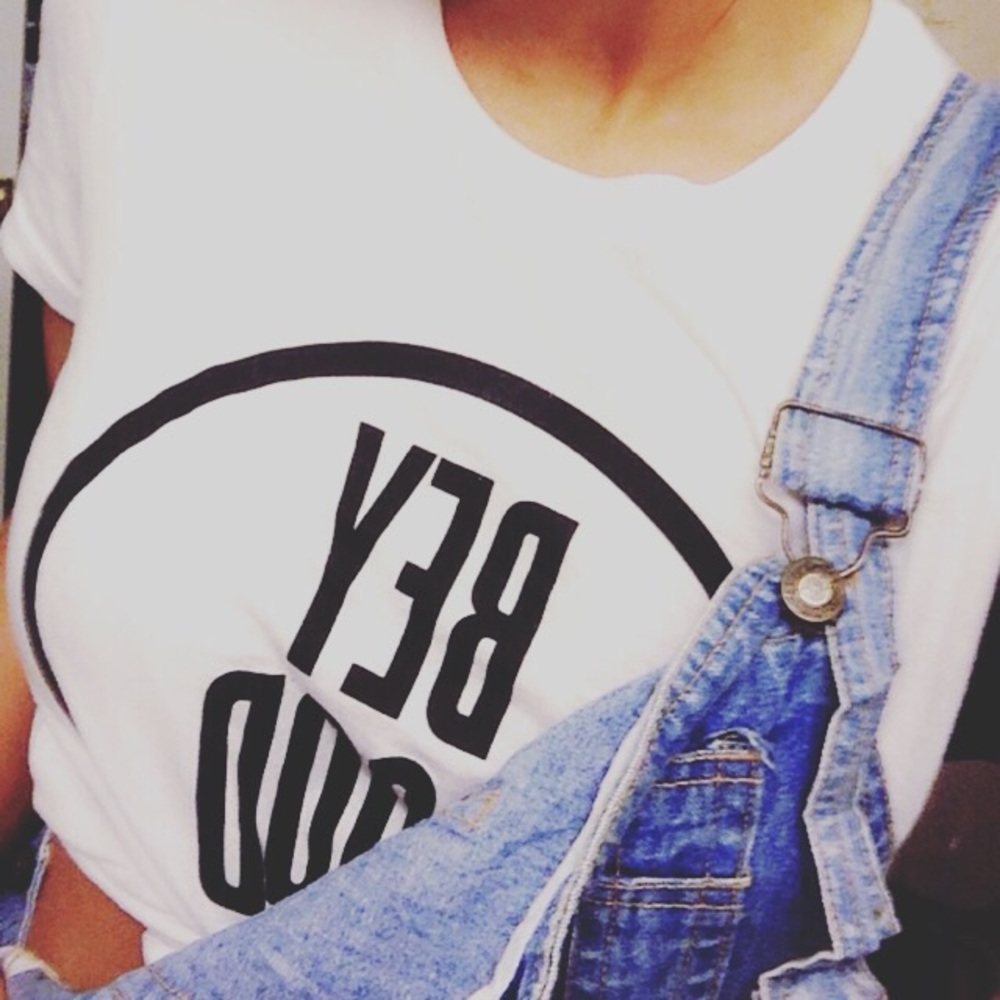 Meet your Posher, Cassandra