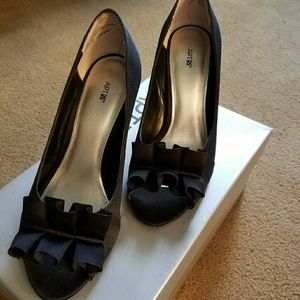 Black Satin Heels w/ruffle- Size 6.5