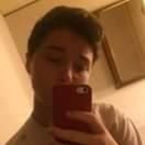 Meet your Posher, Chrissy