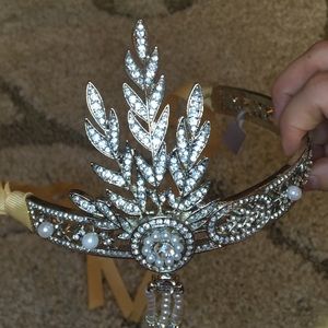 Great Gatsby inspired crown! I mean headband. 😊