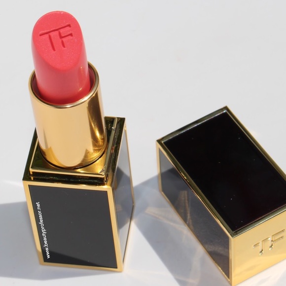 NWT Tom Ford lipstick in "Hush Hush" - Picture 1 of 2