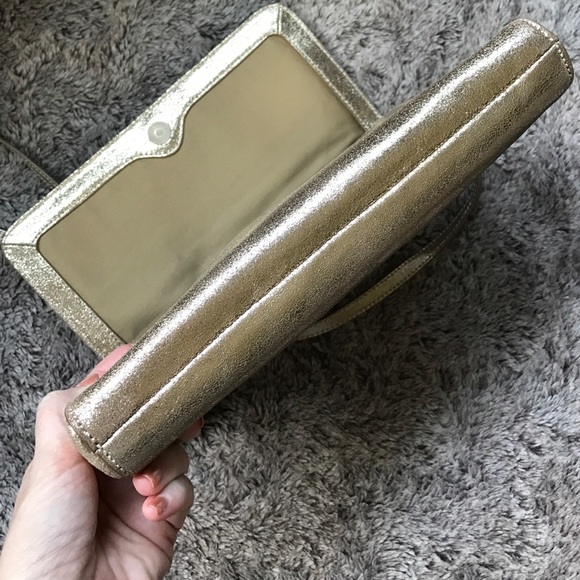 FLASH SALE Metallic Gold Tahari Purse - Picture 4 of 4