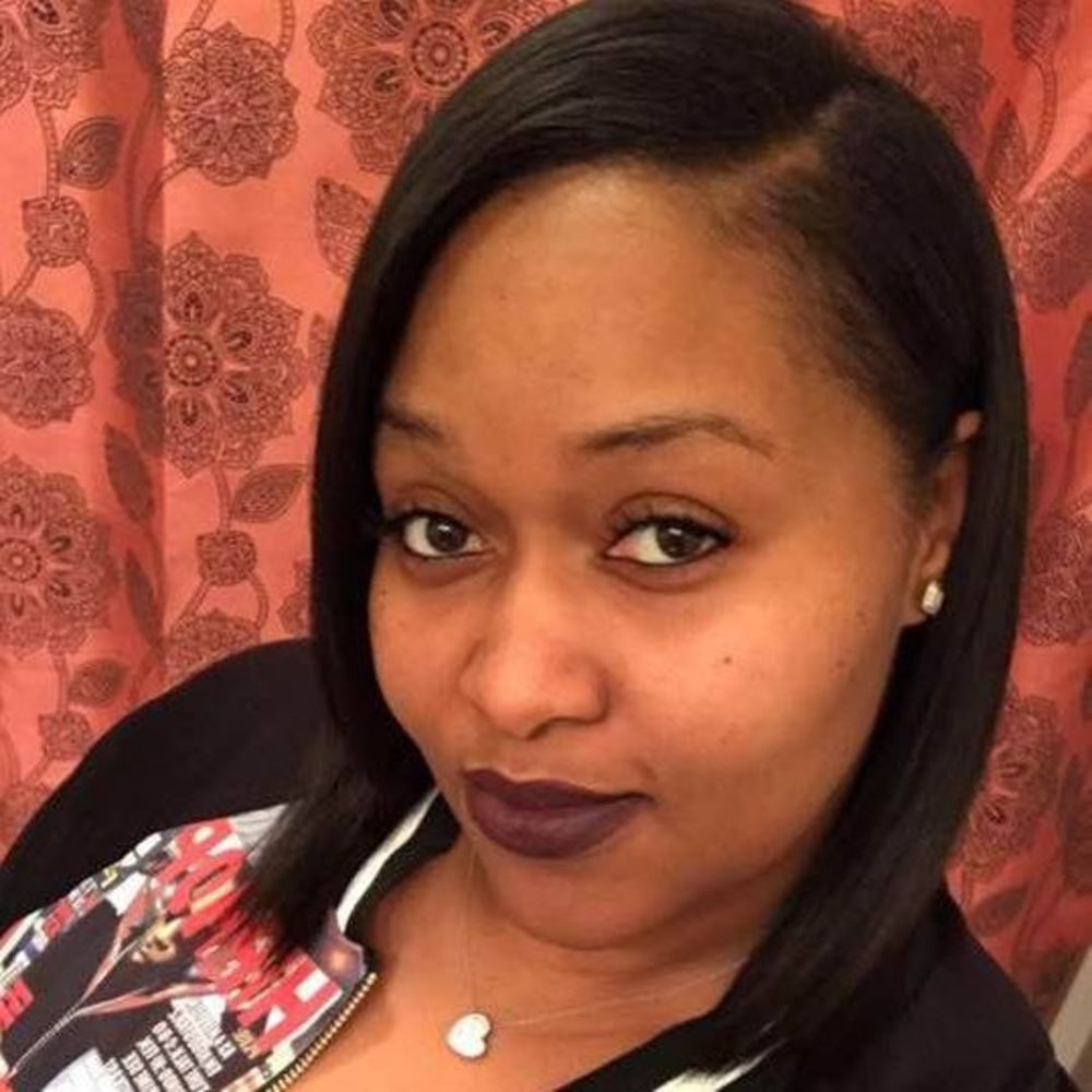 Meet your Posher, Jennifer