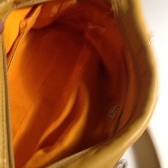 Authentic MAXX SATCHEL - Picture 4 of 4