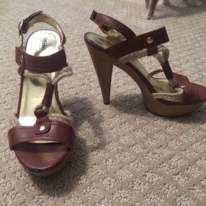Sandal heels