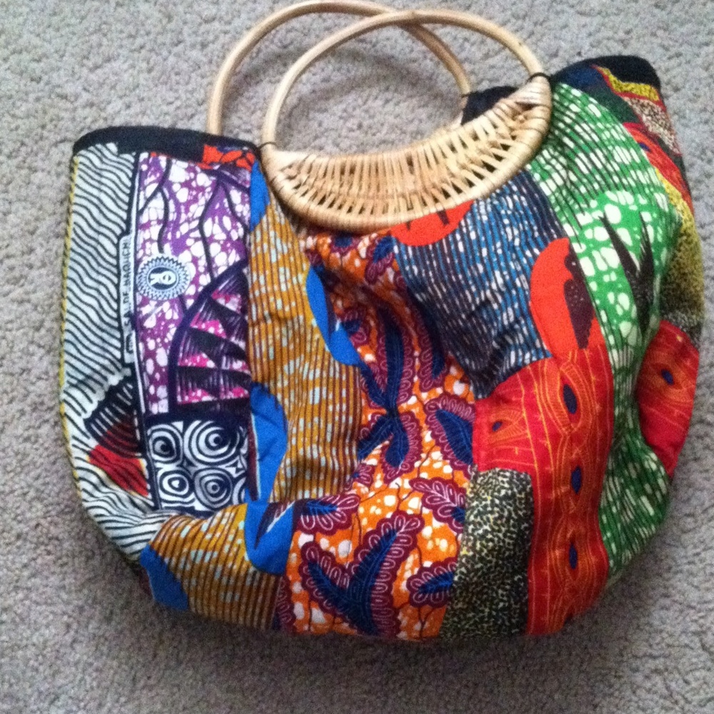 🚨$7 Multicolored handbag LIMITED TIME ONLY!