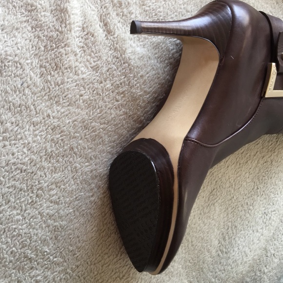 New in box Calvin Klein brown boots - Picture 2 of 4