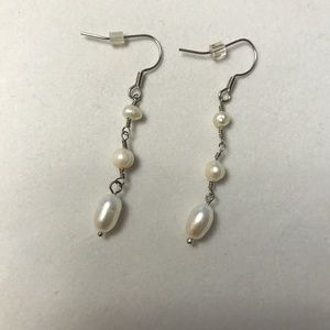 🌸Pearlette Earrings