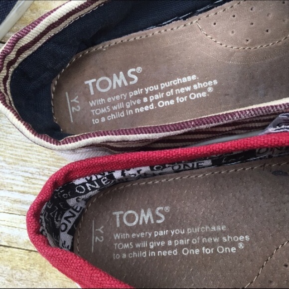 ❌Ⓜ️SOLDⓂ️❌TOMS Bundle Size Y2 - Picture 3 of 4